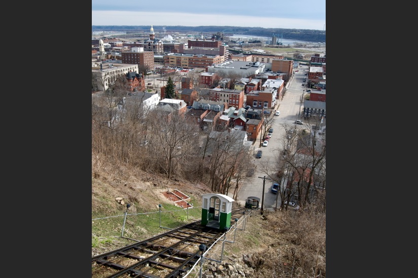 Photo of the Feneolon Place Elevator (the shortest and steepest railroad in the world) in Dubuque, Iowa