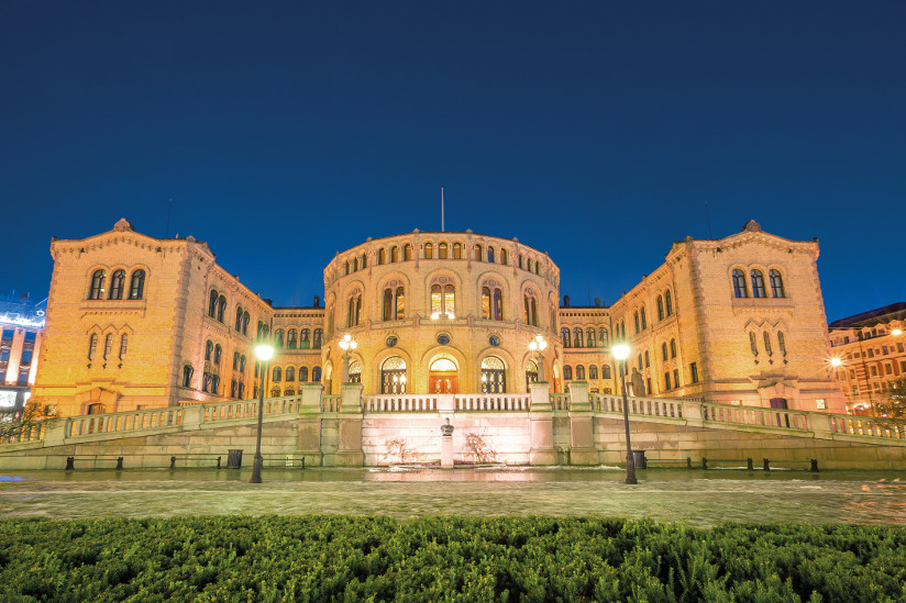 0600_Stortinget_vichie81_iStock_000025089121XLarge.jpg