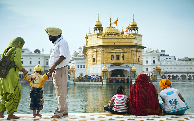 Photo of the Golden Temple in Punjab – a holy place to Sikhs