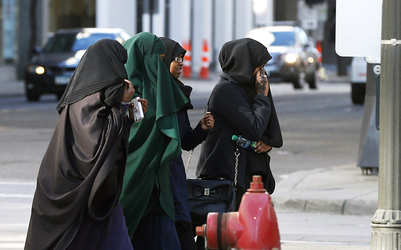 Photo of four Somali girlfriends with hijabs in Minneapolis, Minnesota