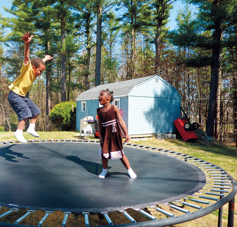 1510_Trampoline_Pureradiancejennifer_dreamstime_l_13715453.jpg